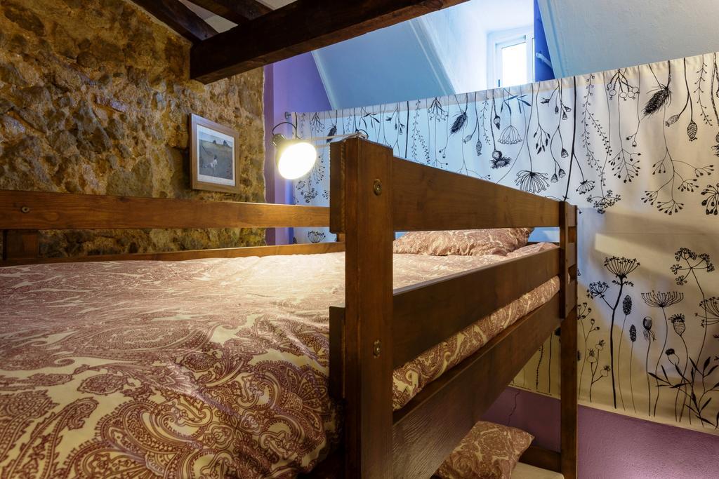 Arty Hostel Лиссабон Номер фото
