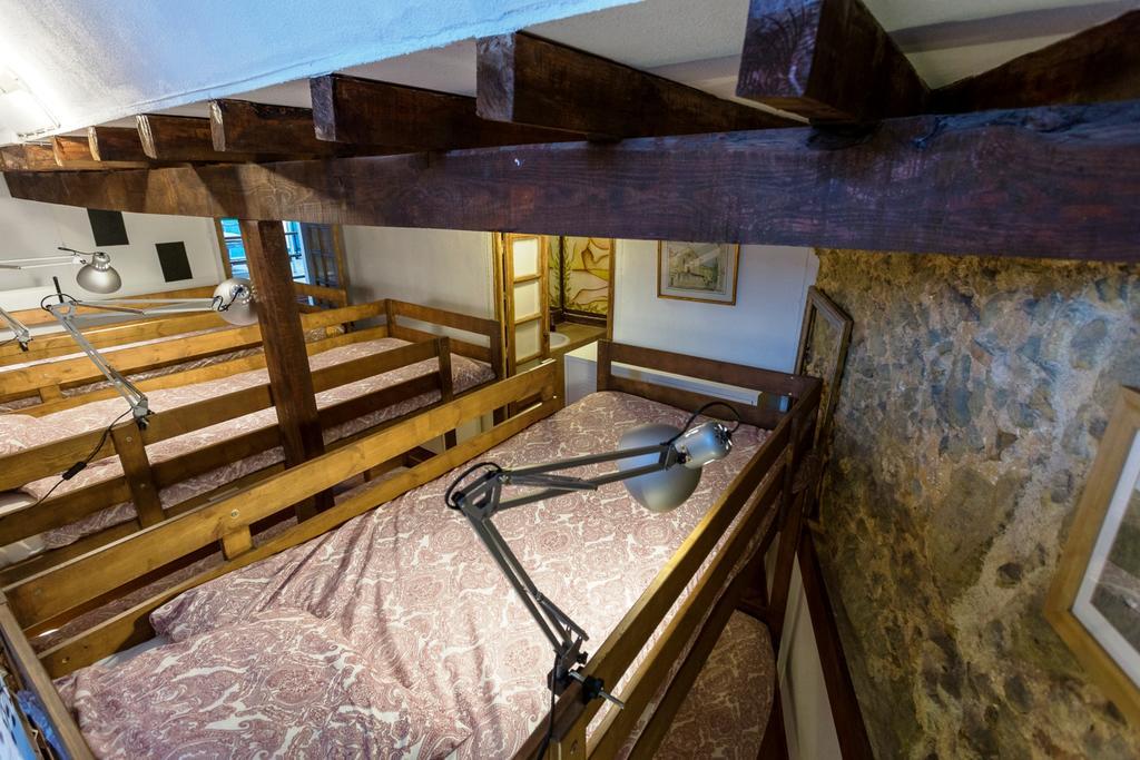 Arty Hostel Лиссабон Номер фото