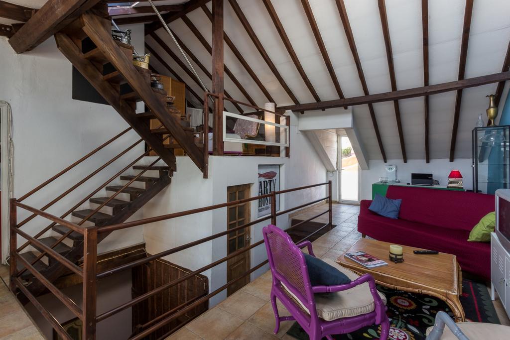 Arty Hostel Лиссабон Экстерьер фото